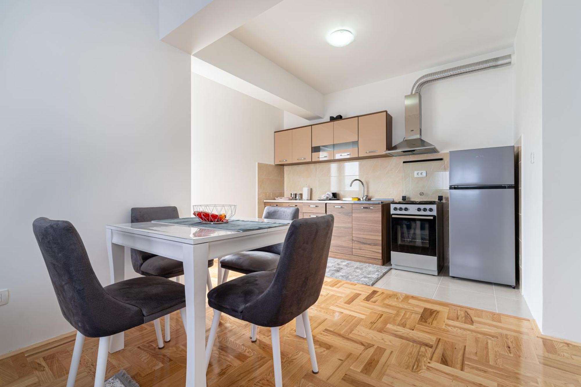 Апартаменты Tuski Put Apartman Подгорица Экстерьер фото