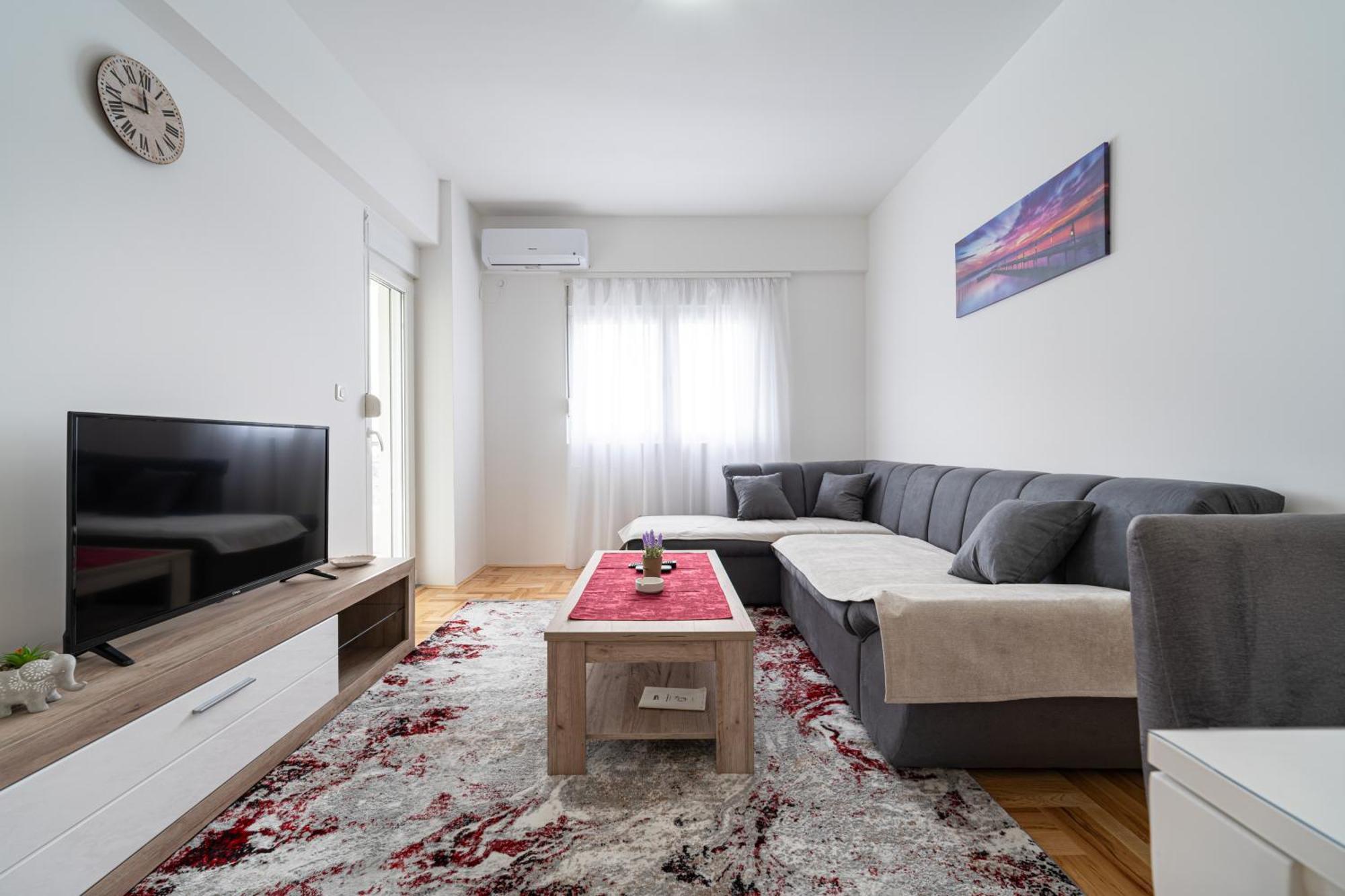 Апартаменты Tuski Put Apartman Подгорица Экстерьер фото